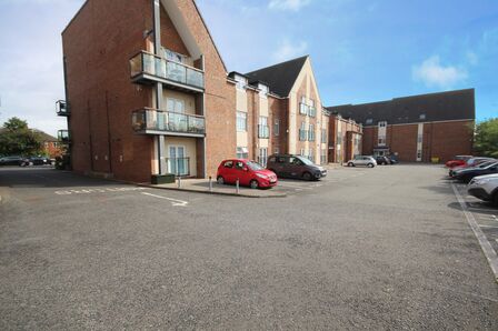 2 bedroom  Flat to rent