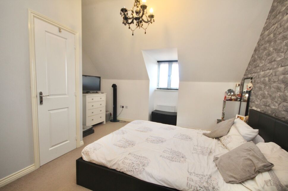 3 bedroom Mid Terrace House for sale, Maddren Way, Middlesbrough, TS5