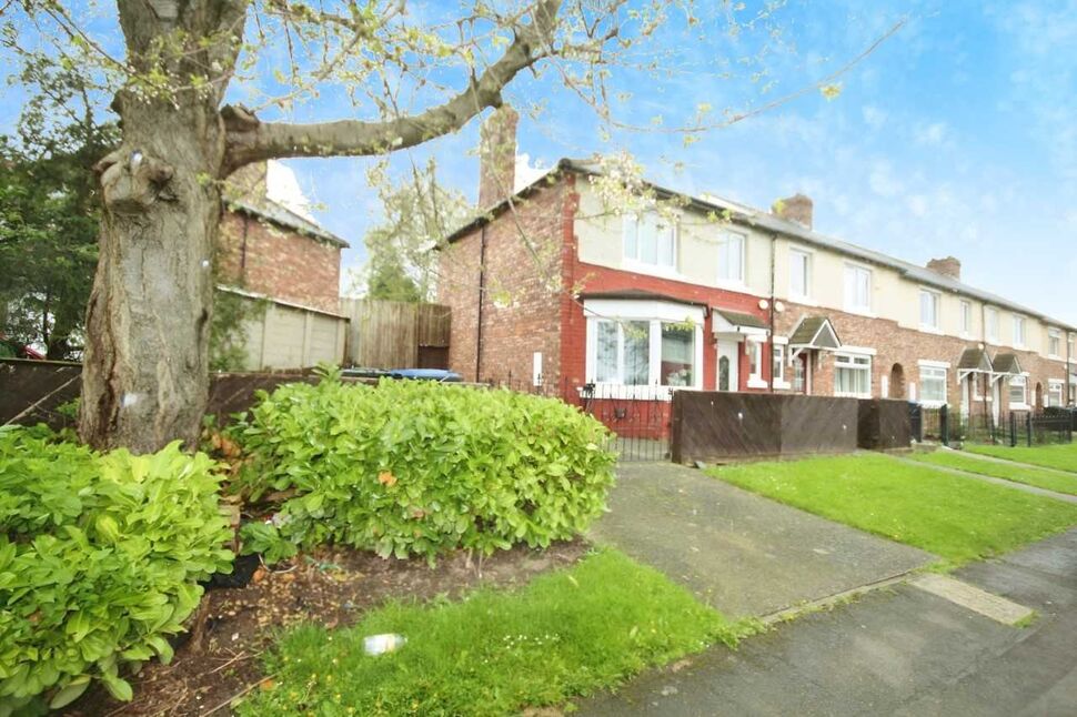 Main image of 3 bedroom Semi Detached House for sale, Laurel Avenue, Middlesbrough, North Yorkshire, TS4