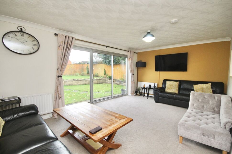 5 bedroom Detached House for sale, Clevegate, Nunthorpe, TS7 £340,000