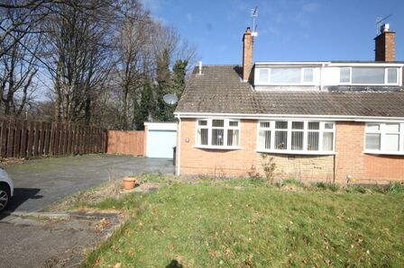 Fountains Drive, 3 bedroom Semi Detached House for sale, £189,995