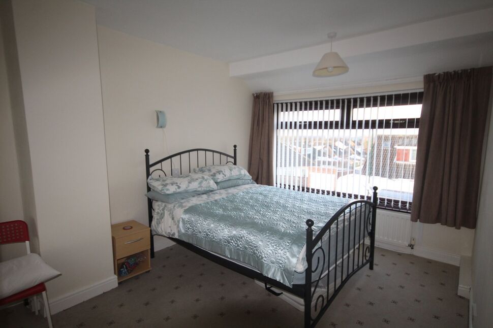 3 bedroom Semi Detached House for sale, Springbank Road, Ormesby, TS7