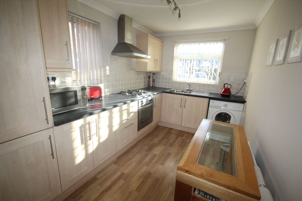 2 bedroom Semi Detached Bungalow for sale, Sandy Flatts Court