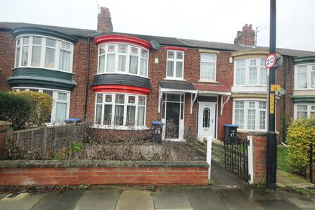 Oxford Road, 3 bedroom Mid Terrace House for sale, £159,995