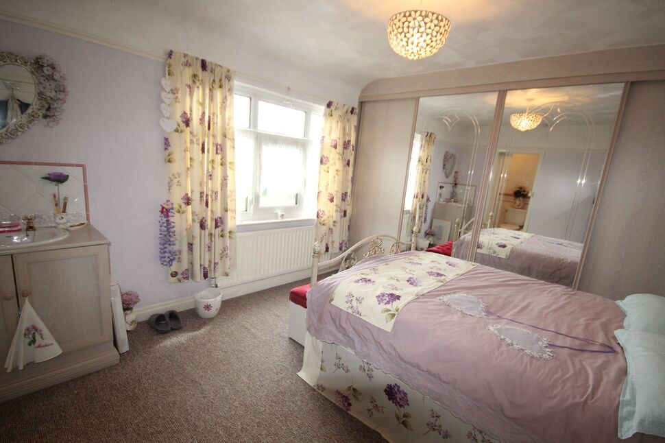 3 bedroom Mid Terrace House for sale, Saltwells Road, Longlands, TS42DT