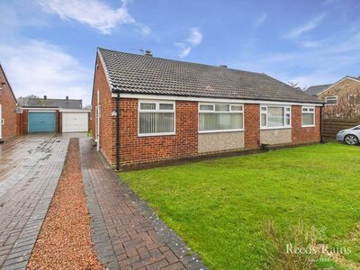 2 bedroom Semi Detached Bungalow for sale