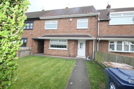Henry Taylor Court, 4 bedroom Mid Terrace House for sale, £179,995