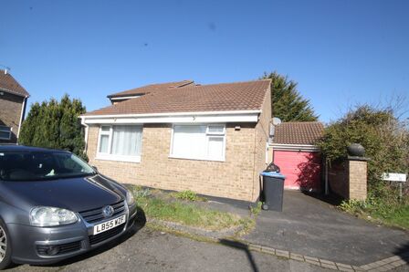 2 bedroom Semi Detached Bungalow for sale