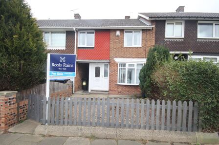 Bollington Road, 3 bedroom Mid Terrace House for sale, £89,950