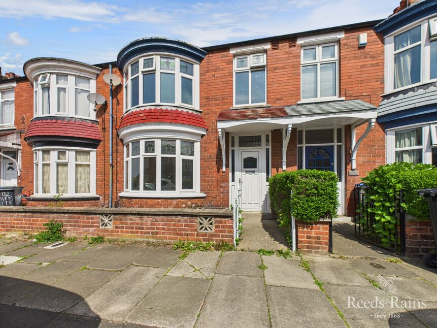 3 bedroom Mid Terrace House for sale
