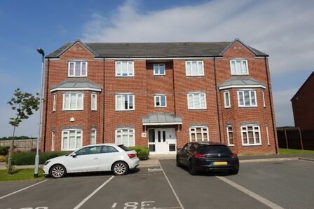 Scholars Rise, 2 bedroom  Flat for sale, £125,000
