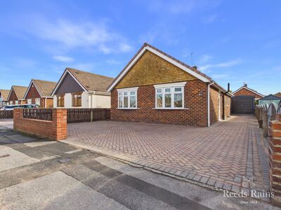 3 bedroom Semi Detached Bungalow for sale