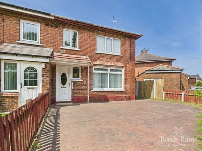 3 bedroom End Terrace House for sale