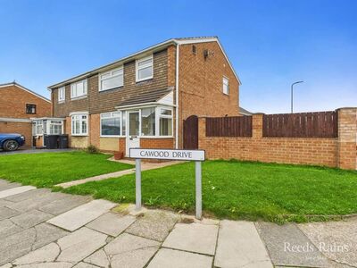 Cawood Drive, 3 bedroom Semi Detached House for sale, £200,000