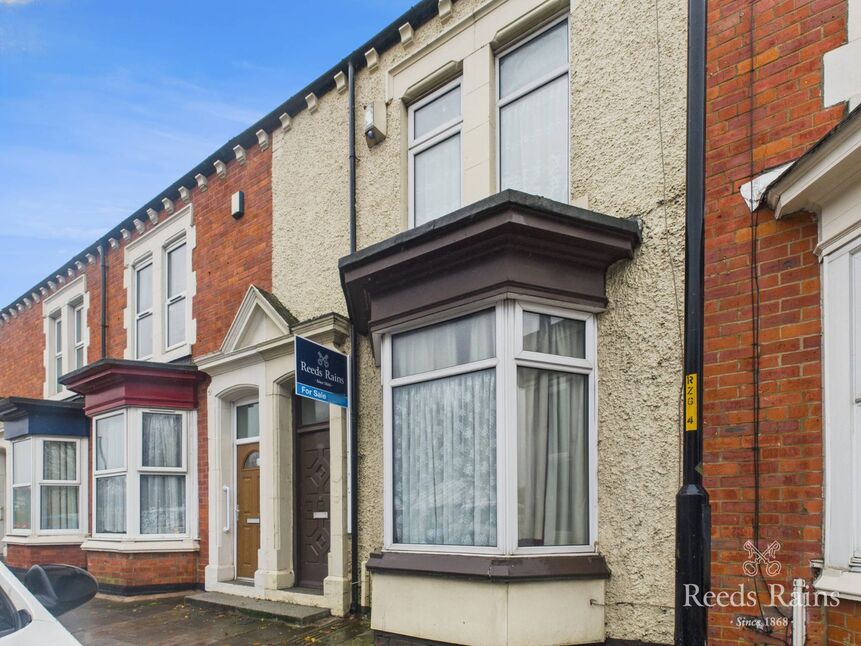 Main image of 3 bedroom Mid Terrace House for sale, Newport Road, Middlesbrough, North Yorkshire, TS5