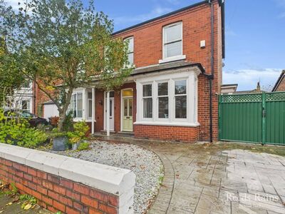 Westwood Avenue, 3 bedroom Semi Detached House for sale, £315,000