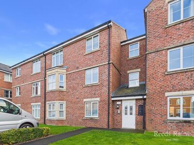 2 bedroom Flat for sale