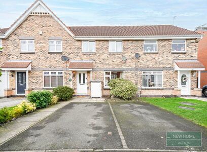 3 bedroom Mid Terrace House for sale