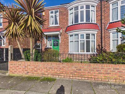 Briarvale Avenue, 4 bedroom Semi Detached House for sale, &pound;250,000