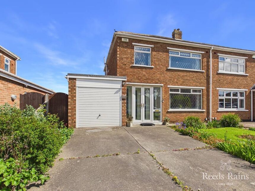 Main image of 3 bedroom Semi Detached House for sale, Acklam Road, Middlesbrough, North Yorkshire, TS5