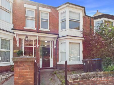 6 bedroom Mid Terrace House for sale