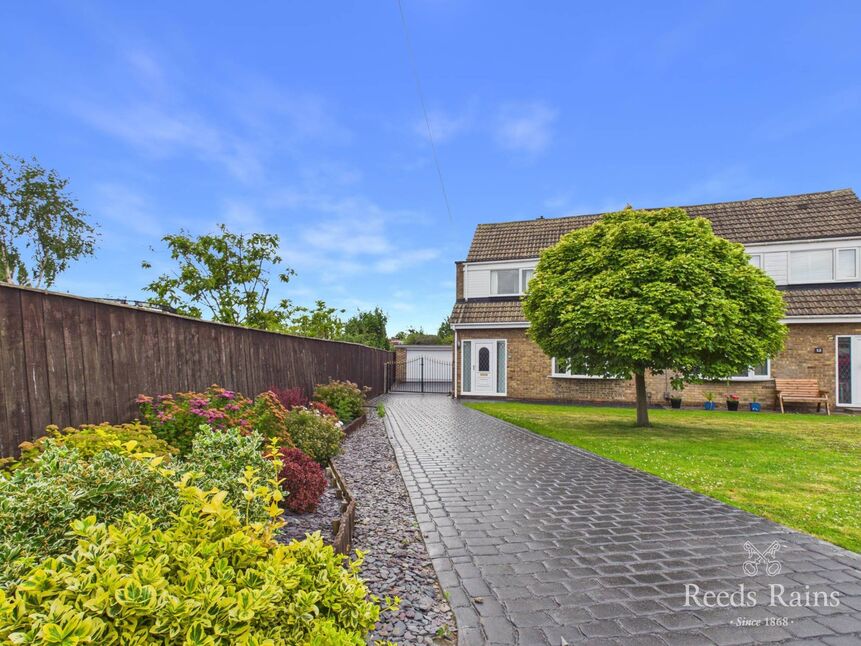 Main image of 3 bedroom Semi Detached House for sale, Pendock Close, Middlesbrough, North Yorkshire, TS5
