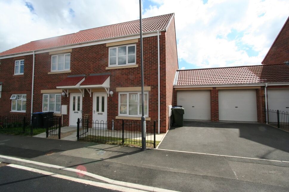 Main image of 3 bedroom Semi Detached House for sale, Merton Road, Middlesbrough, North Yorkshire, TS5