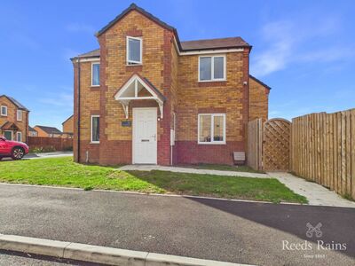 3 bedroom Detached House for sale