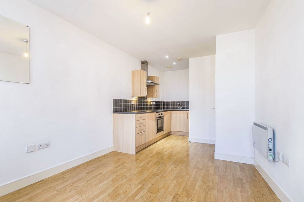 Lounge / Kitchen Area