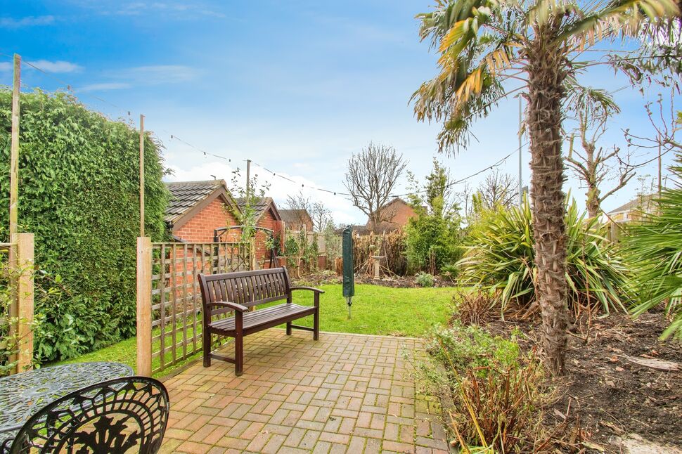 4 bedroom Detached House for sale, Way, Tingley, WF3 £425,000