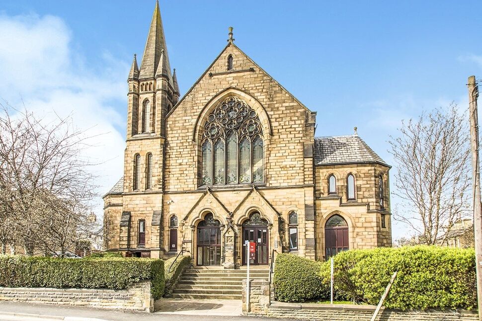Main image of 2 bedroom  Flat to rent, Fountain Street, Morley, West Yorkshire, LS27