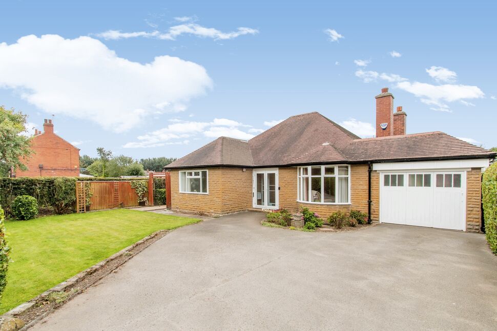 2 bedroom Detached Bungalow for sale, Dewsbury Road, Dewsbury, WF12 £