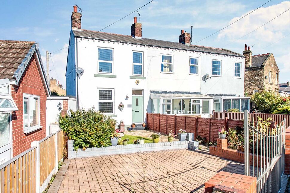Main image of 2 bedroom End Terrace House for sale, Church Lane, Tingley, West Yorkshire, WF3