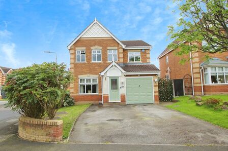 Crompton Drive, 4 bedroom Detached House for sale, £429,950