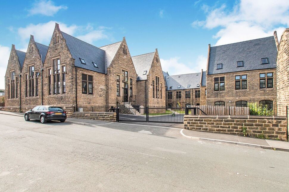 Main image of 2 bedroom Flat to rent, Peel Street, Morley, West Yorkshire, LS27