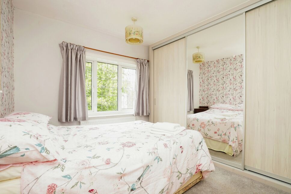 3 bedroom Semi Detached House for sale, Street Lane, Gildersome, LS27