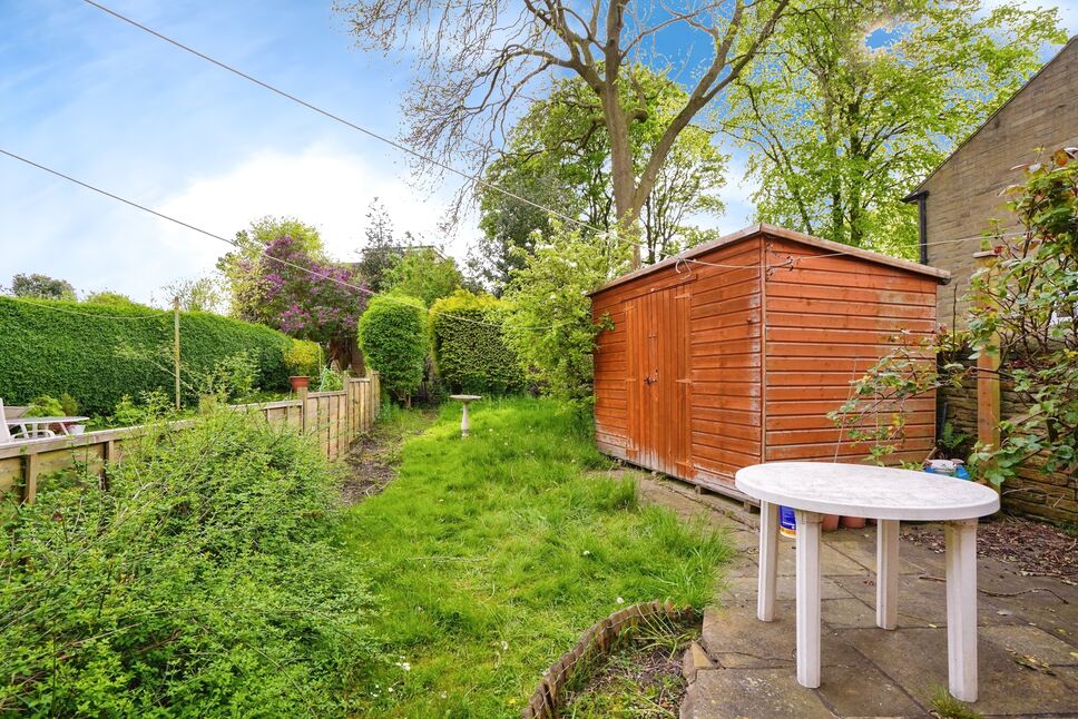 3 bedroom Semi Detached House for sale, Street Lane, Gildersome, LS27