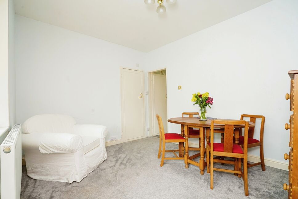 3 bedroom Semi Detached House for sale, Street Lane, Gildersome, LS27