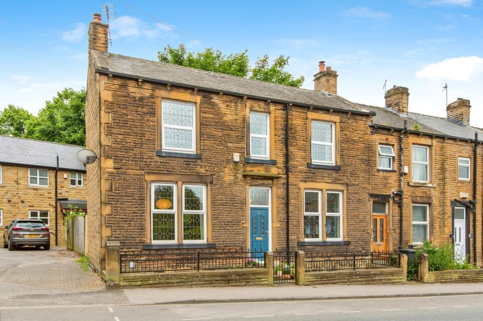Main image of 3 bedroom End Terrace House for sale, Victoria Road, Morley, West Yorkshire, LS27