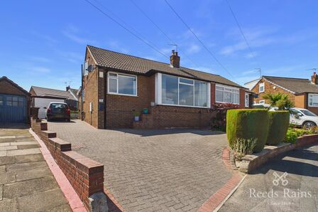 3 bedroom Semi Detached Bungalow for sale