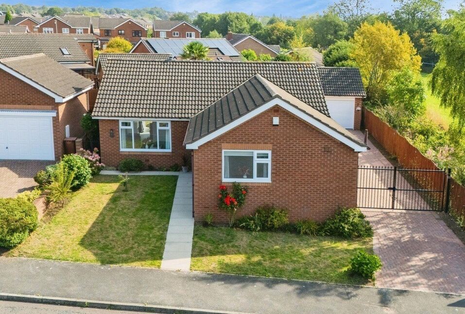 Main image of 3 bedroom Detached Bungalow for sale, Upper Green Avenue, Tingley, West Yorkshire, WF3