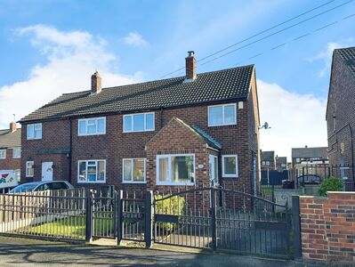 Embleton Road, 3 bedroom Semi Detached House to rent, £1,150 pcm