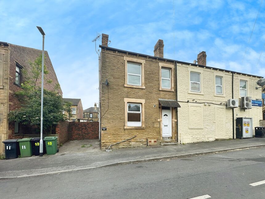 Main image of 2 bedroom End Terrace House to rent, South Parade, Morley, West Yorkshire, LS27