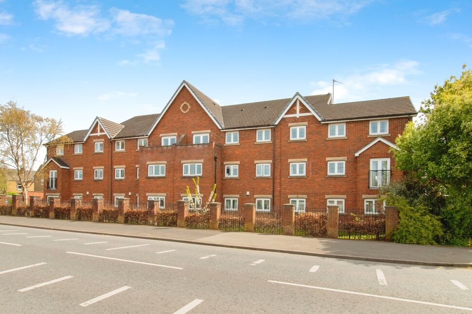 Main image of 2 bedroom Flat for sale, Prospect Court, Morley, West Yorkshire, LS27