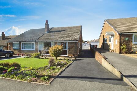 St. Marys Close, 2 bedroom Semi Detached Bungalow for sale, £210,000