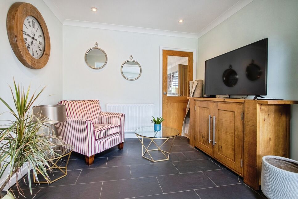 Sitting Room / Snug