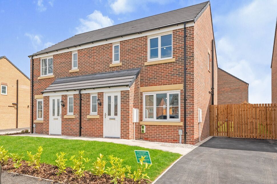 Main image of 3 bedroom Semi Detached House to rent, Albert Rise, Morley, West Yorkshire, LS27