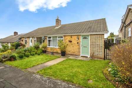 2 bedroom Semi Detached Bungalow for sale