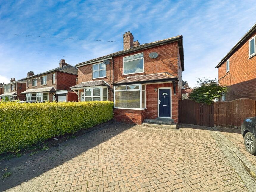 Main image of 3 bedroom Semi Detached House to rent, Westerton Road, Tingley, West Yorkshire, WF3