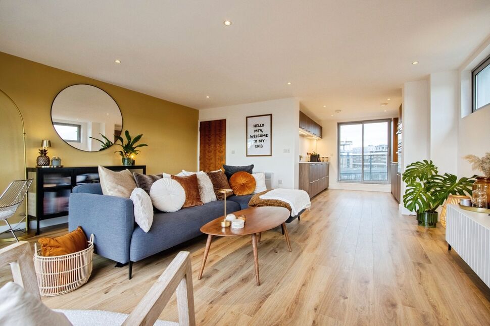 Main image of 2 bedroom  Flat for sale, Quay One, Neptune Street, West Yorkshire, LS9
